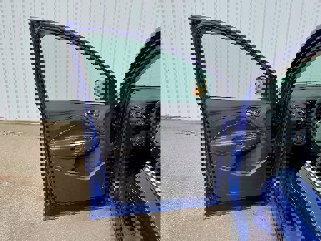 Used 2016 Ford Escape Titanium AWD/4WD image 14