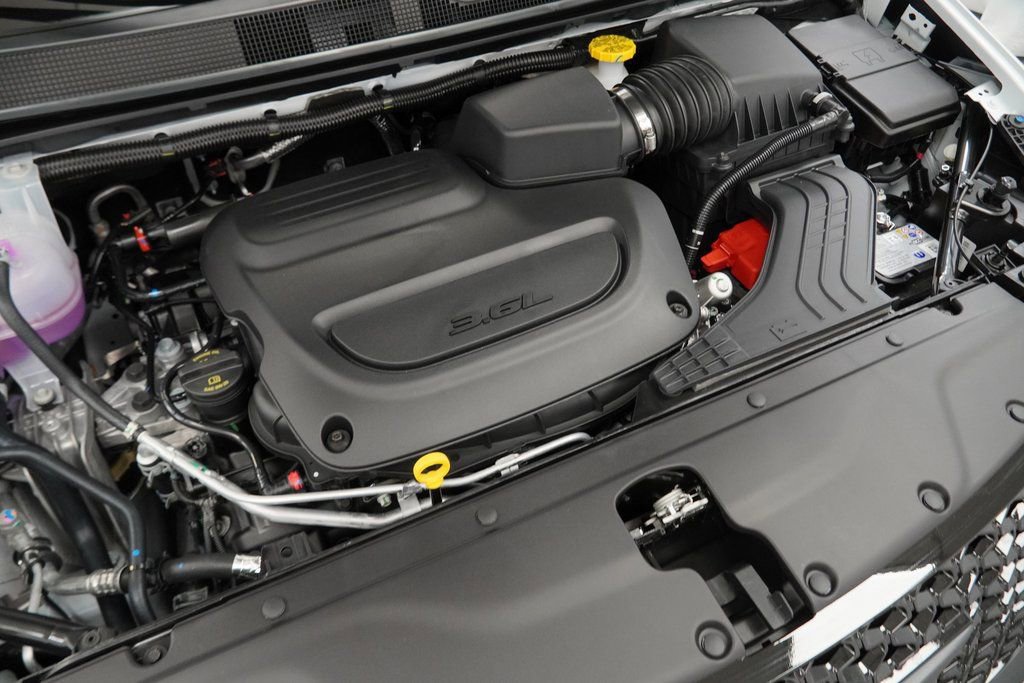 New 2026 Chrysler Pacifica Limited w/ S Appearance Package image 35