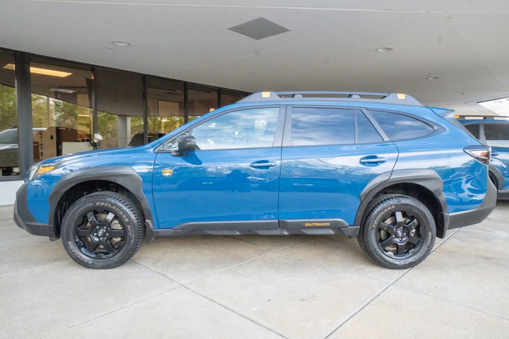 Used 2022 Subaru Outback Wilderness w/ Wilderness Package image 4