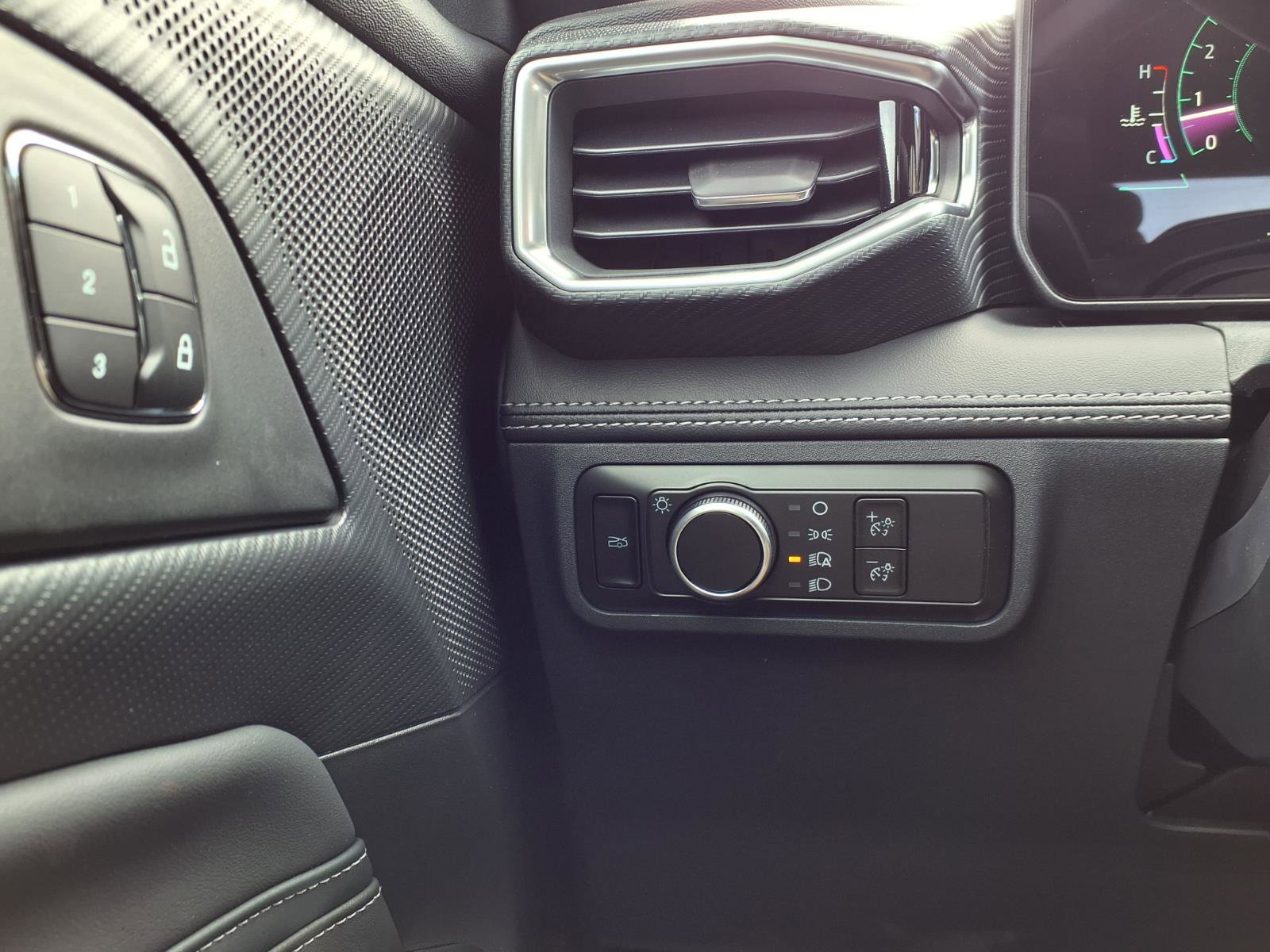 Certified 2025 Ford Mustang GT Premium image 18