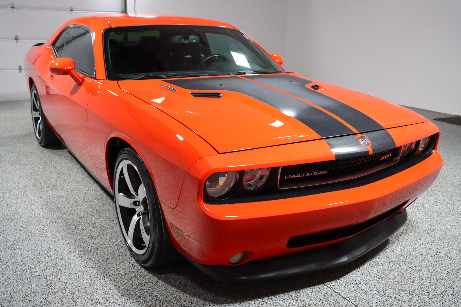 Used 2010 Dodge Challenger SRT8 image 5