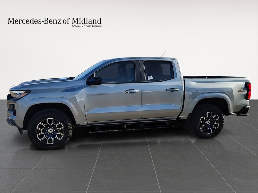 Used 2024 Chevrolet Colorado Z71 w/ Z71 Convenience Package 2 image 5
