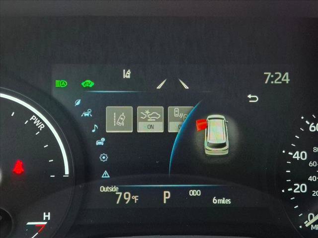 New 2026 Toyota Sienna LE FWD image 10