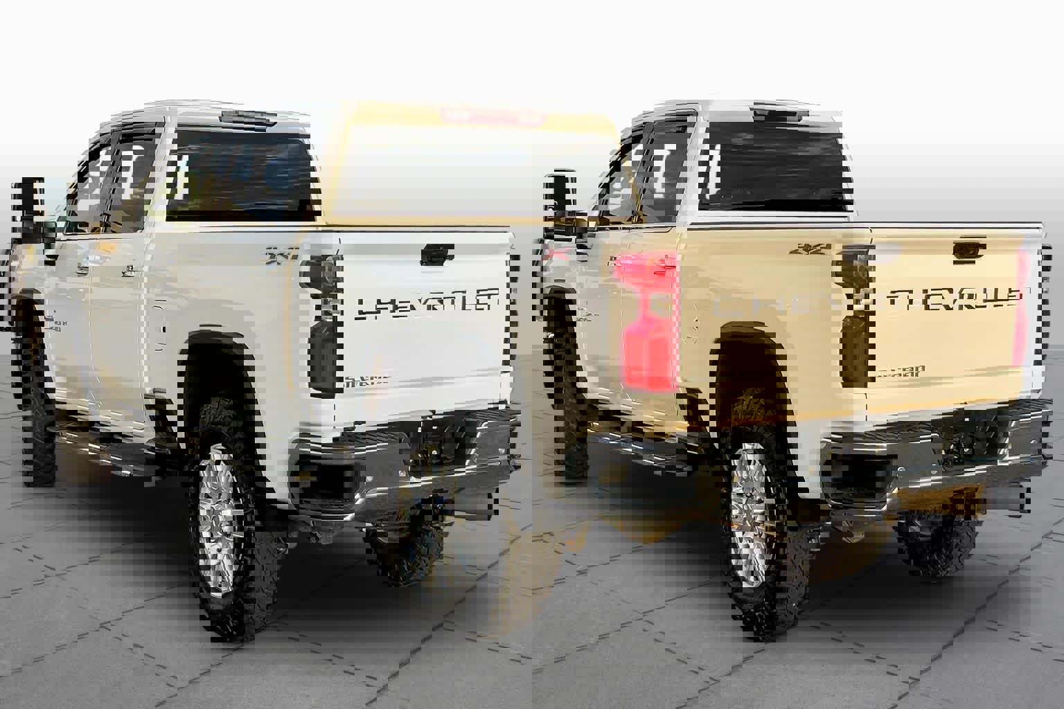 Used 2022 Chevrolet Silverado 2500 LTZ w/ Safety Package image 12