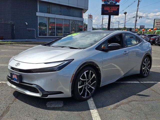 Certified 2024 Toyota Prius Prime Premium w/ Advanced Technology Package FWD image 3