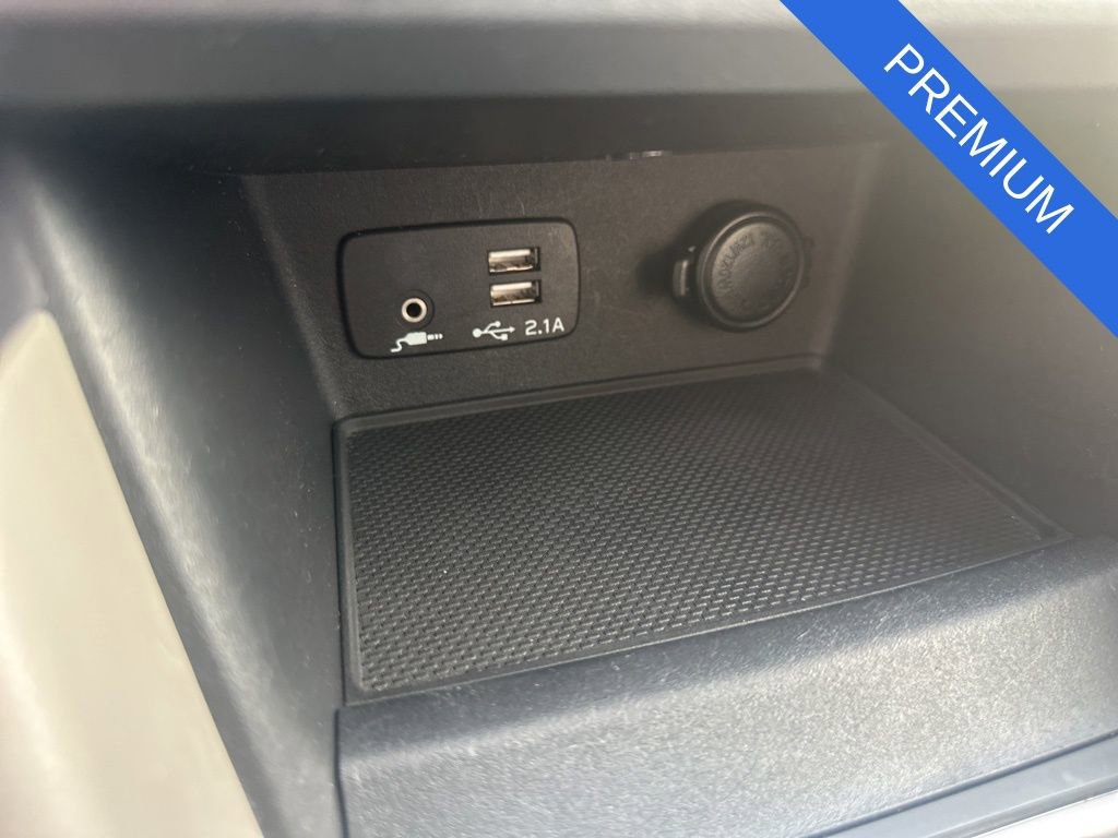 Used 2023 Subaru Forester Premium AWD/4WD image 18