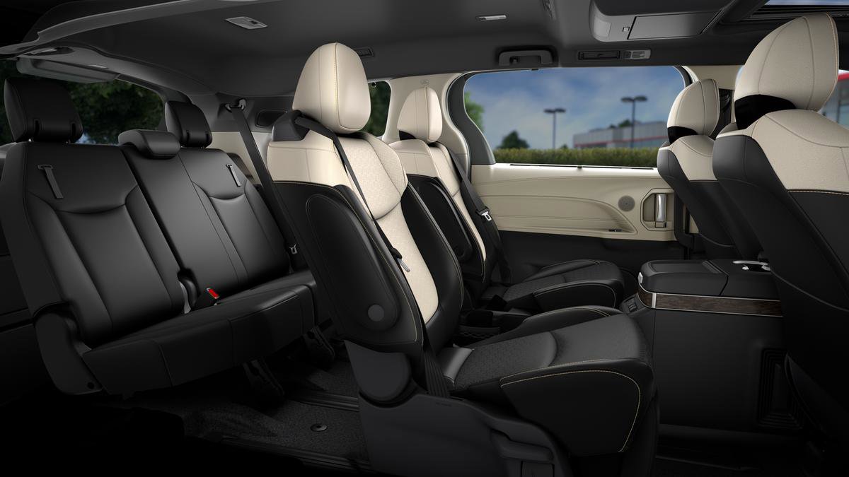 New 2026 Toyota Sienna Platinum image 21