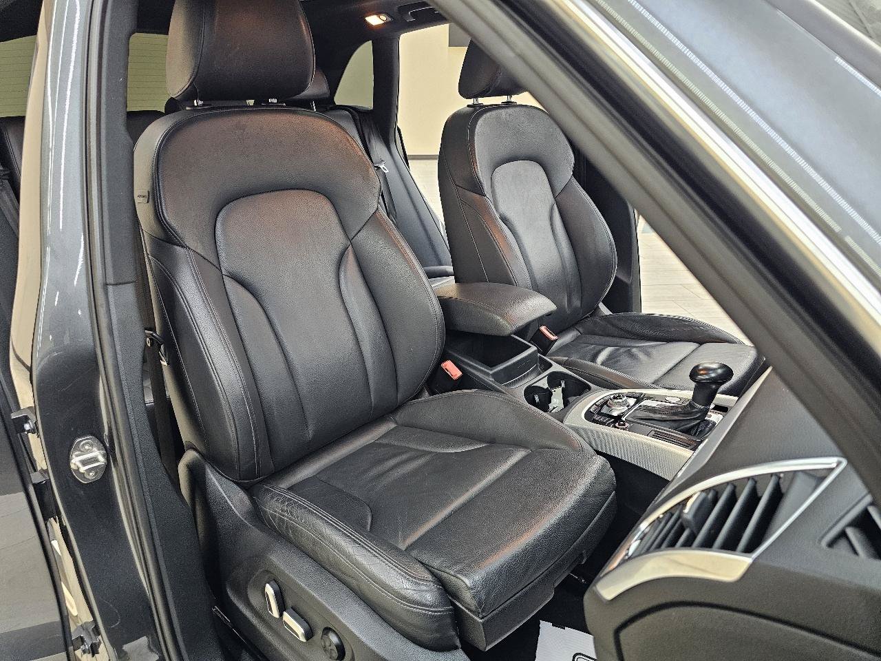 Used 2017 Audi Q5 2.0T Premium Plus w/ Technology Package AWD/4WD image 21