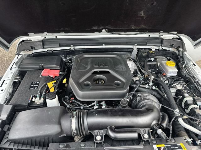 Used 2024 Jeep Wrangler Unlimited Sport AWD/4WD image 31
