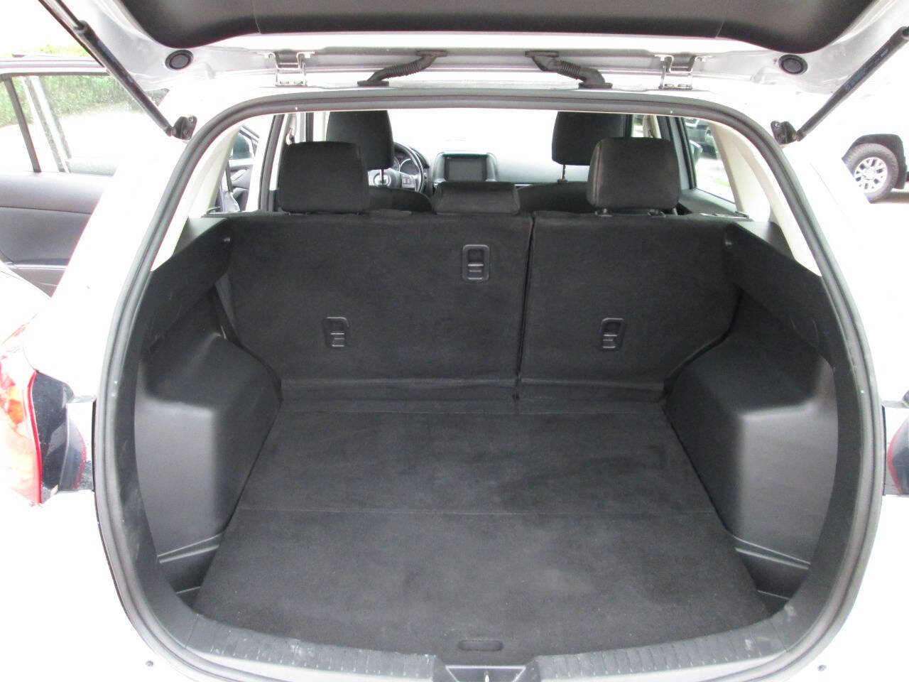 Used 2016 MAZDA CX-5 Sport image 17