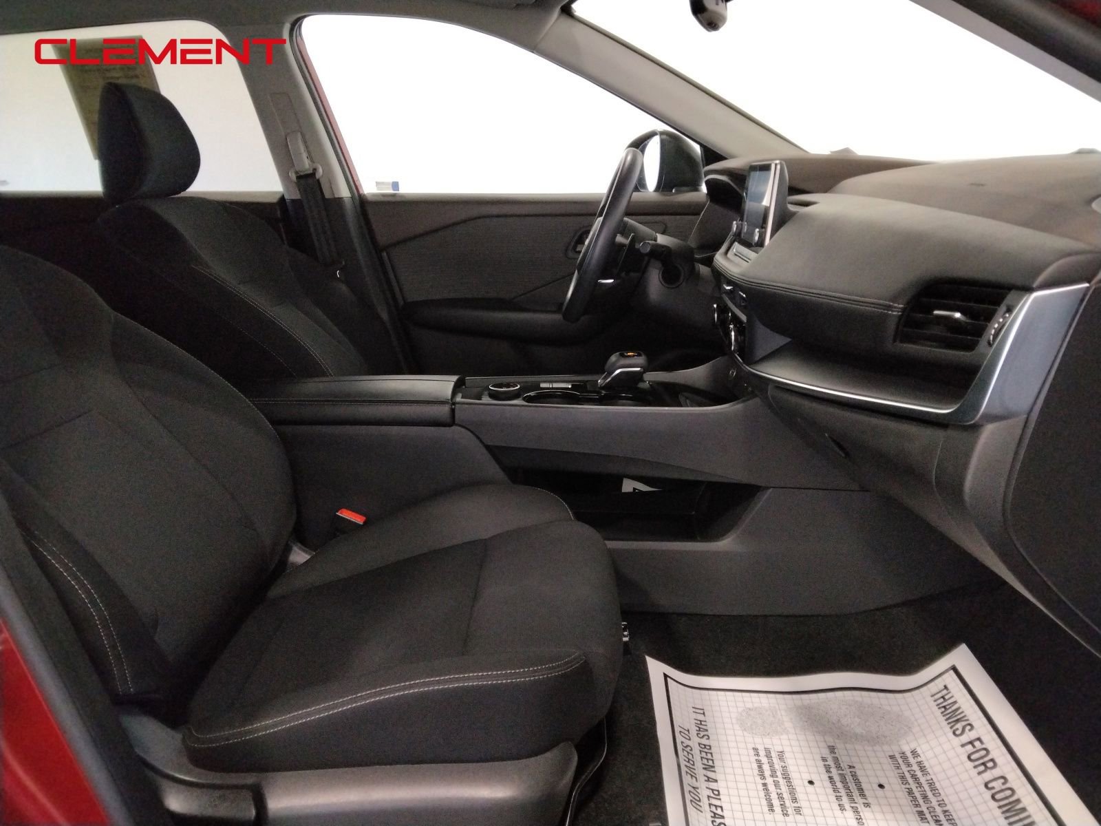 Used 2023 Nissan Rogue S image 32