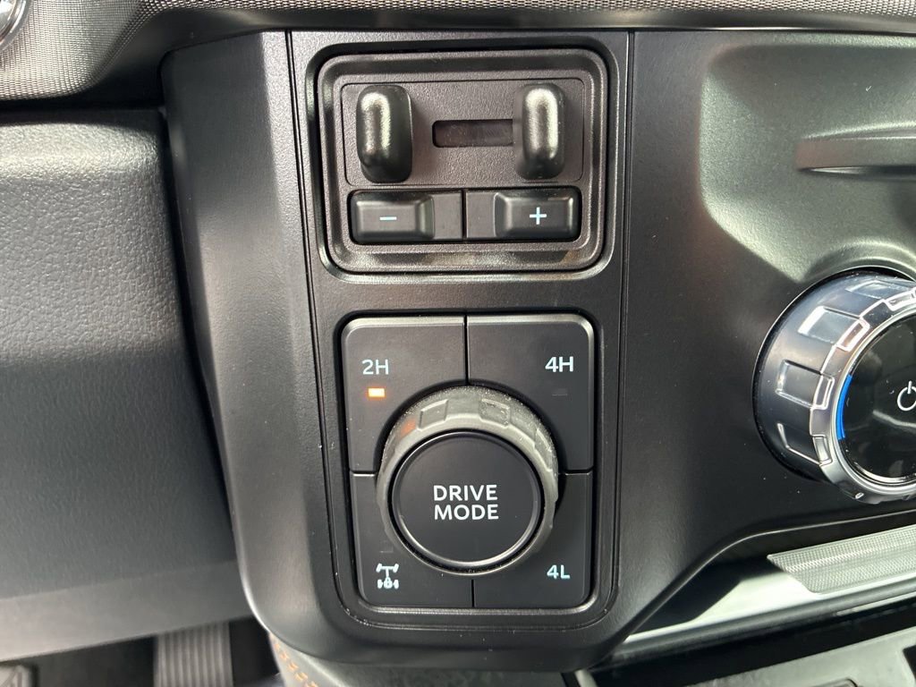 Used 2024 Ford F250 Platinum image 16