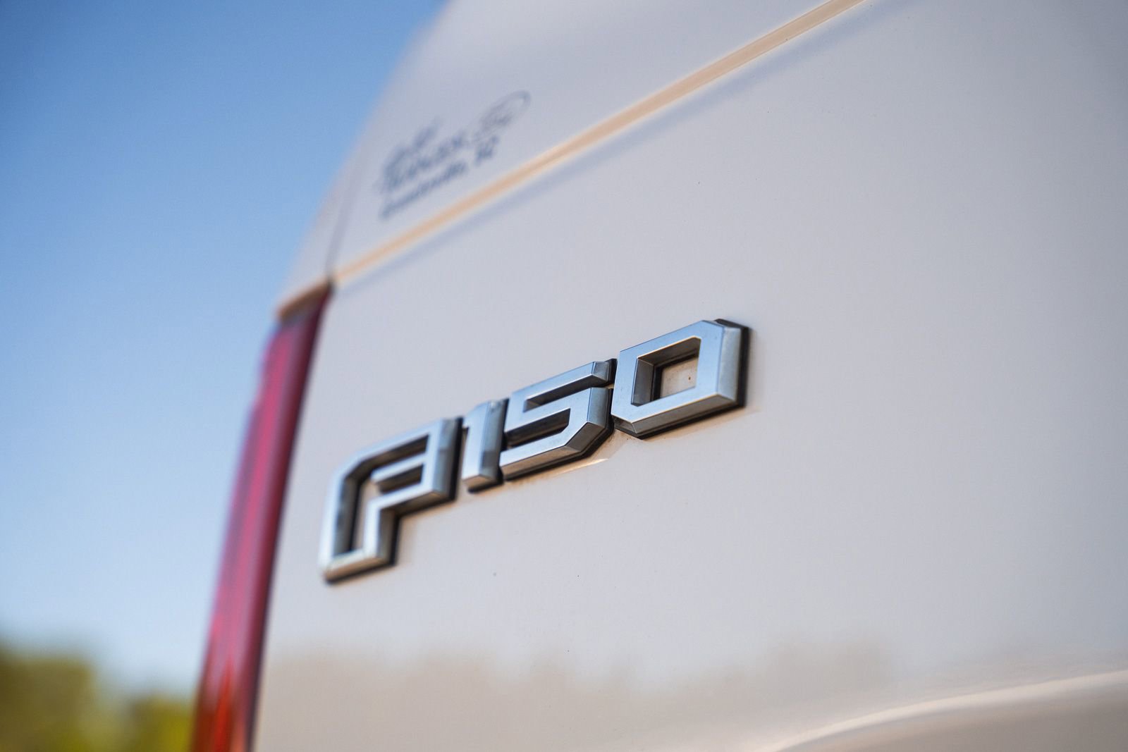 Used 2015 Ford F150 XLT w/ Equipment Group 301A Mid AWD/4WD image 16