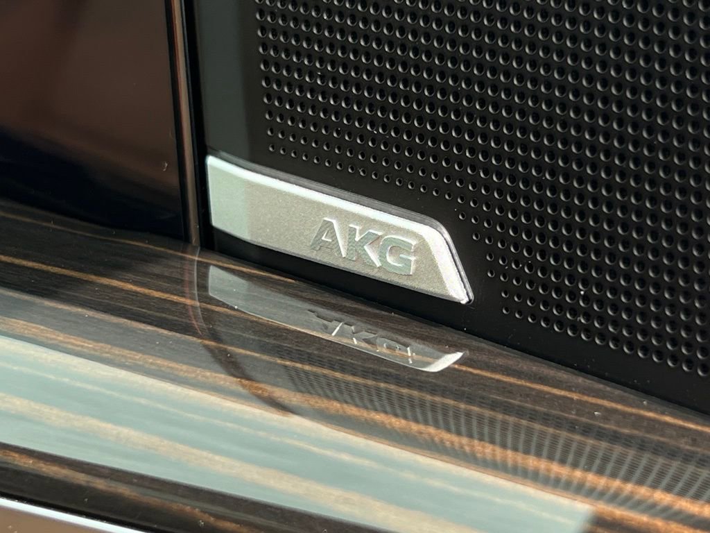 New 2026 Cadillac Escalade Luxury RWD image 32