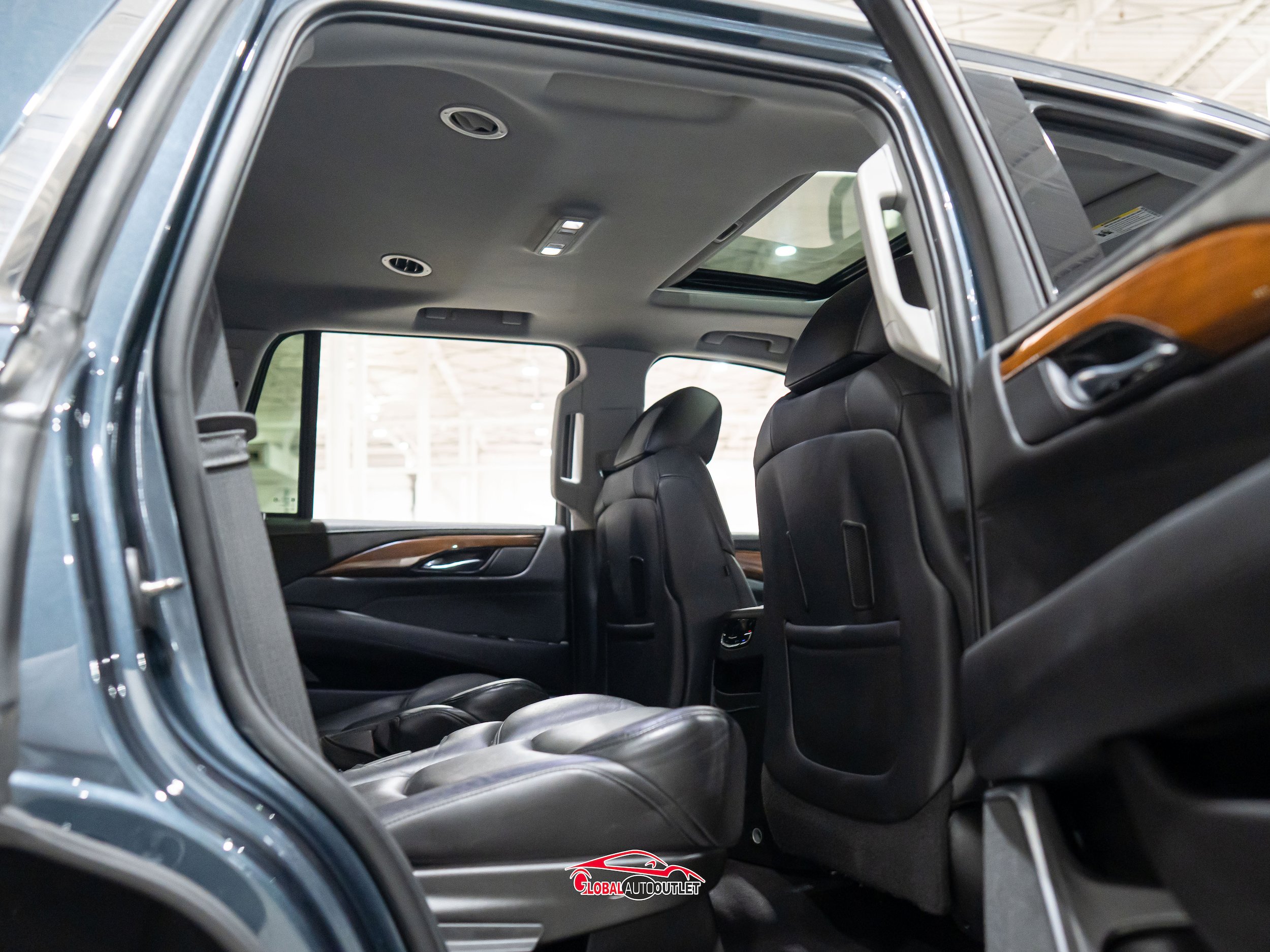 Used 2020 Cadillac Escalade Luxury AWD/4WD image 19