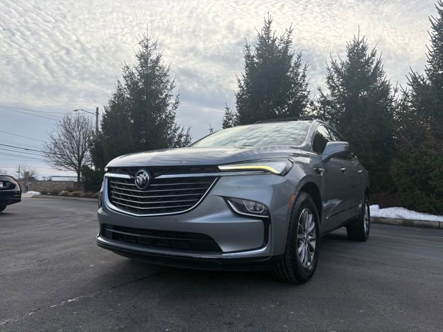 Certified 2023 Buick Enclave Essence image 1