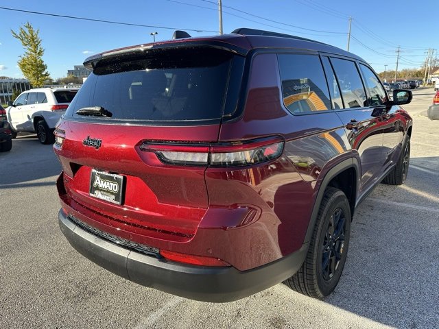 New 2025 Jeep Grand Cherokee L Altitude image 6