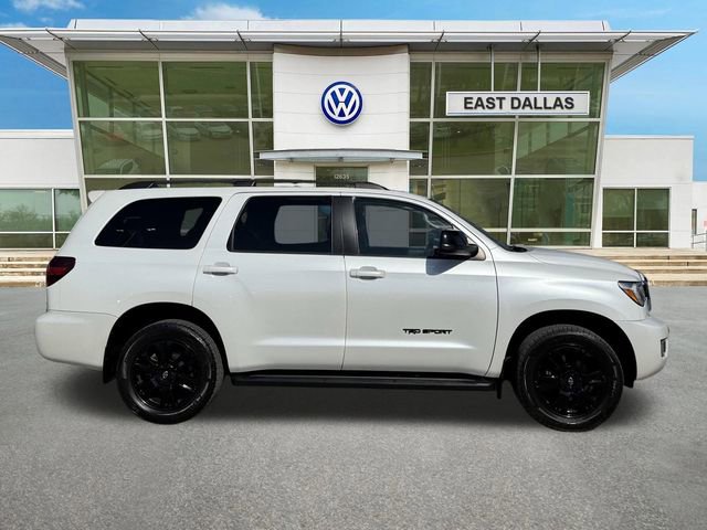 Used 2022 Toyota Sequoia TRD Sport RWD image 2