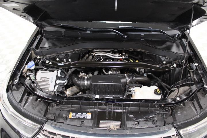 Used 2022 Ford Explorer King Ranch w/ Technology Package image 44