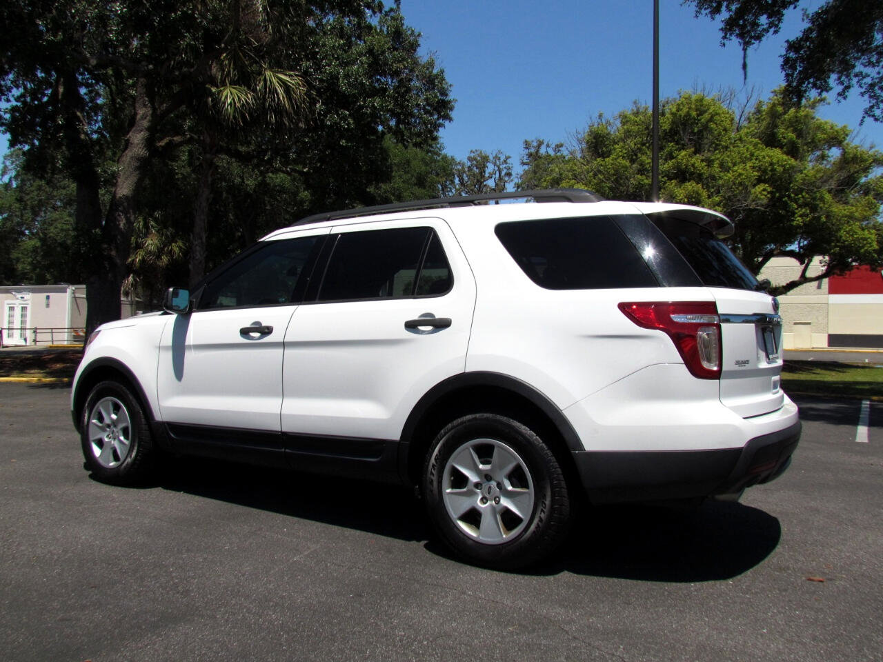 Used 2013 Ford Explorer FWD image 5