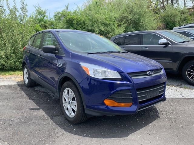 Used 2016 Ford Escape S image 2