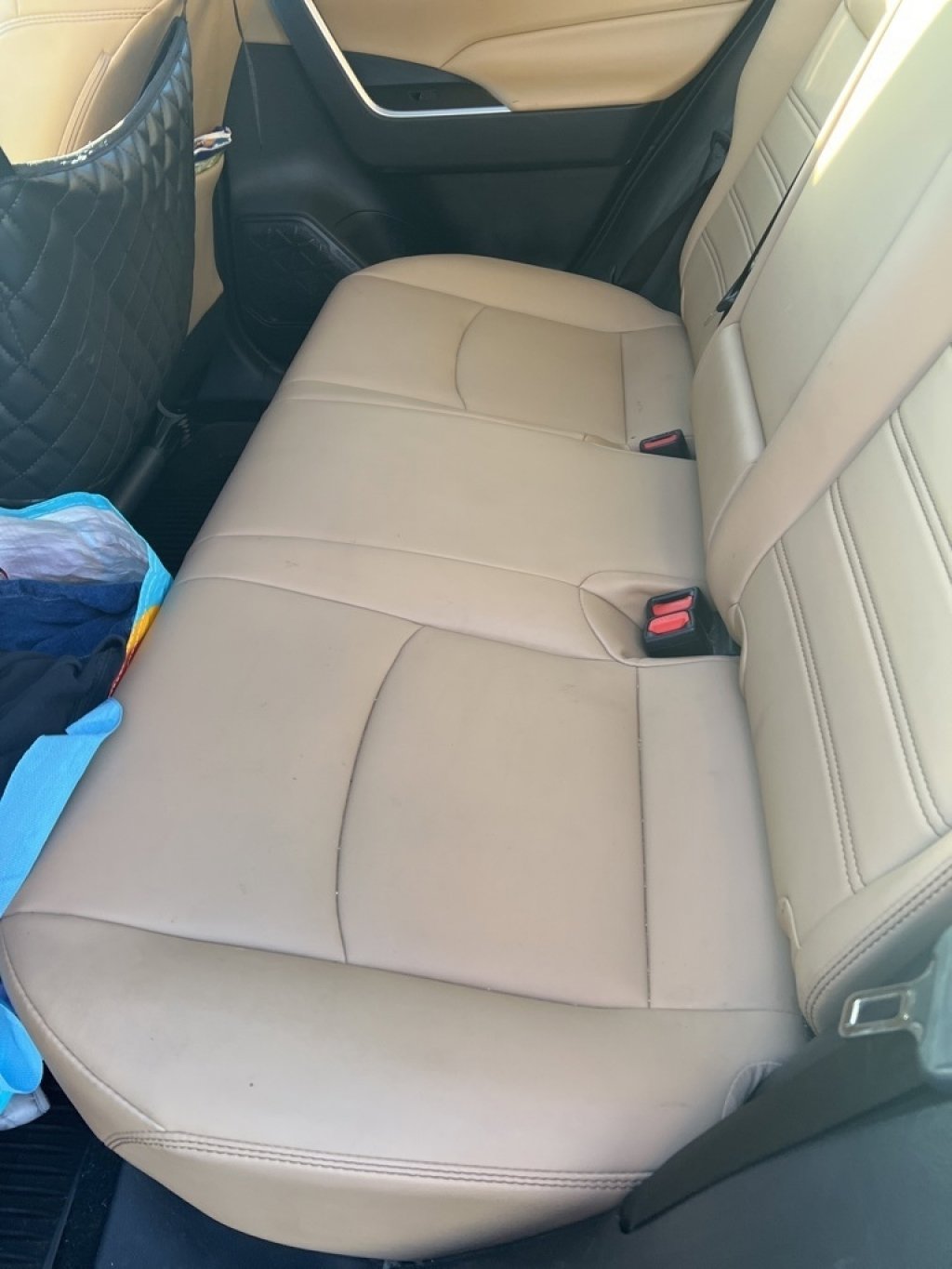 Used 2021 Toyota RAV4 XLE Premium image 26