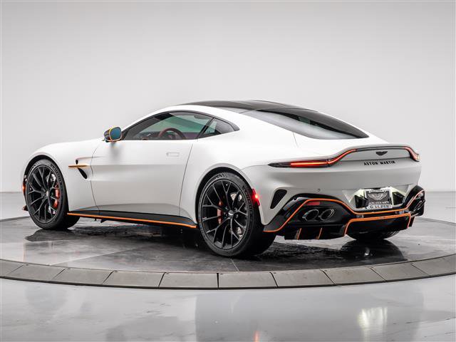 Used 2025 Aston Martin V8 Vantage Coupe image 2