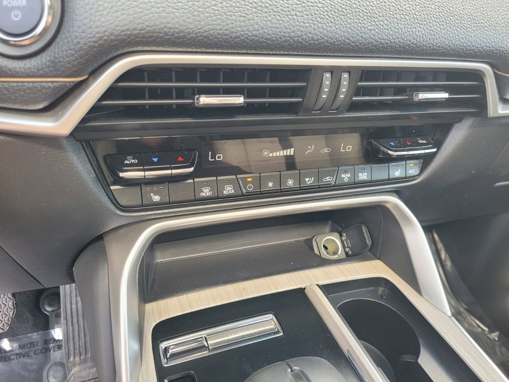 Certified 2024 MAZDA CX-90 Plug-In Hybrid w/ Preferred AWD/4WD image 27