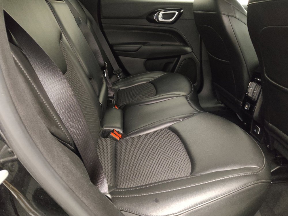 Used 2022 Jeep Compass Latitude FWD image 19