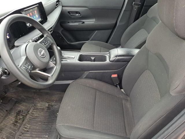 Used 2025 Nissan Kicks S image 23