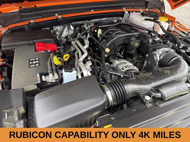 Used 2025 Jeep Gladiator Rubicon w/ Technology Group AWD/4WD image 33