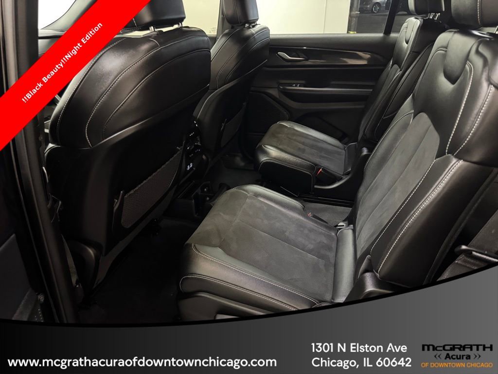 Used 2023 Jeep Grand Cherokee L Laredo image 31