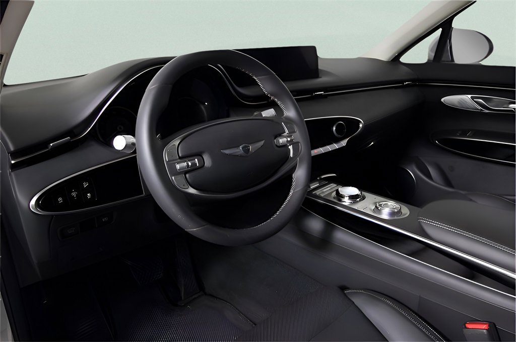 Used 2025 Genesis GV70 2.5T image 21