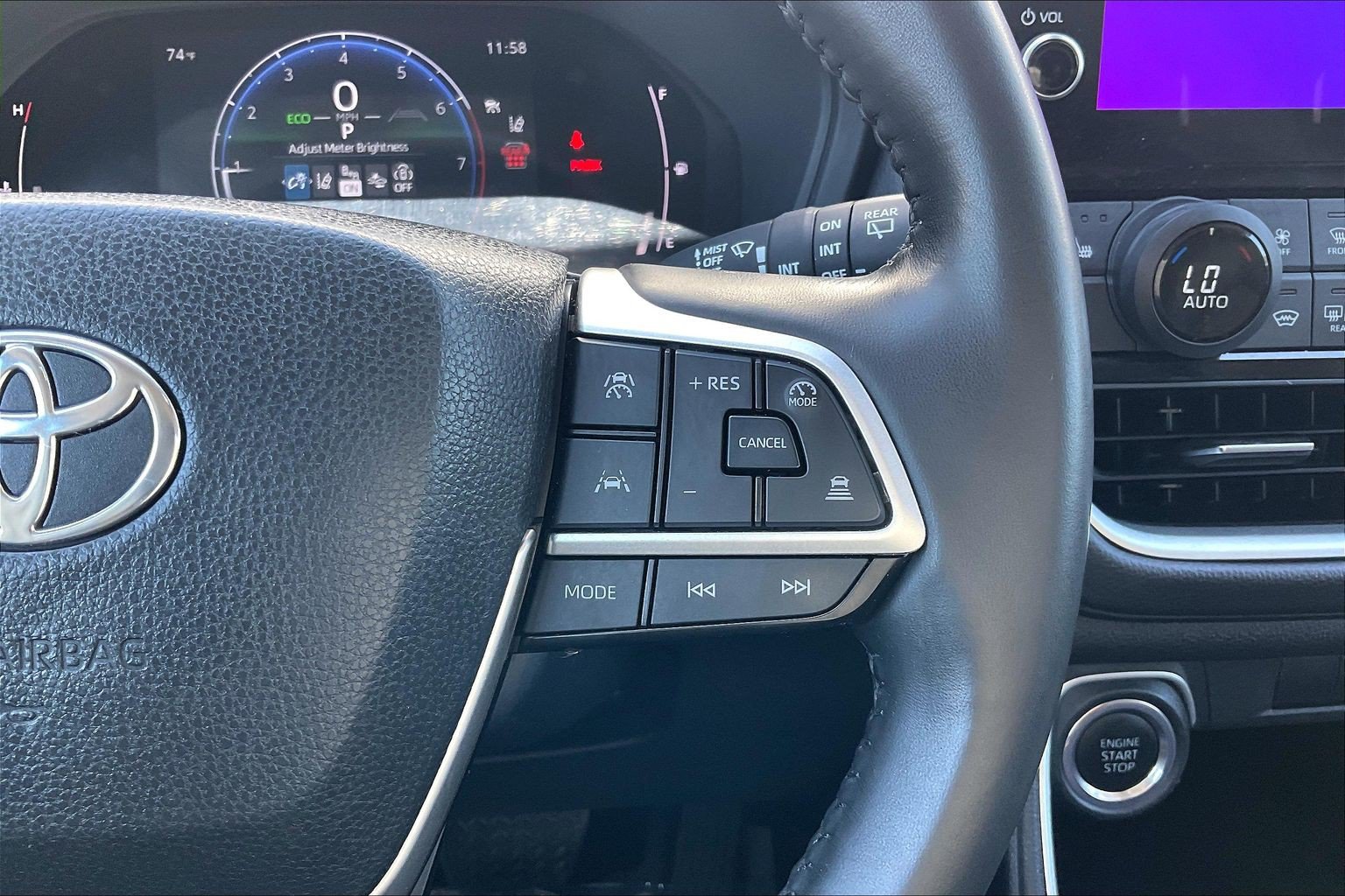 Used 2024 Toyota Grand Highlander AWD image 24