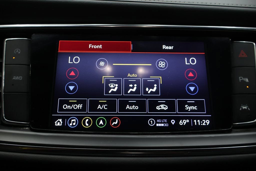 Used 2022 Buick Enclave Premium AWD/4WD image 24