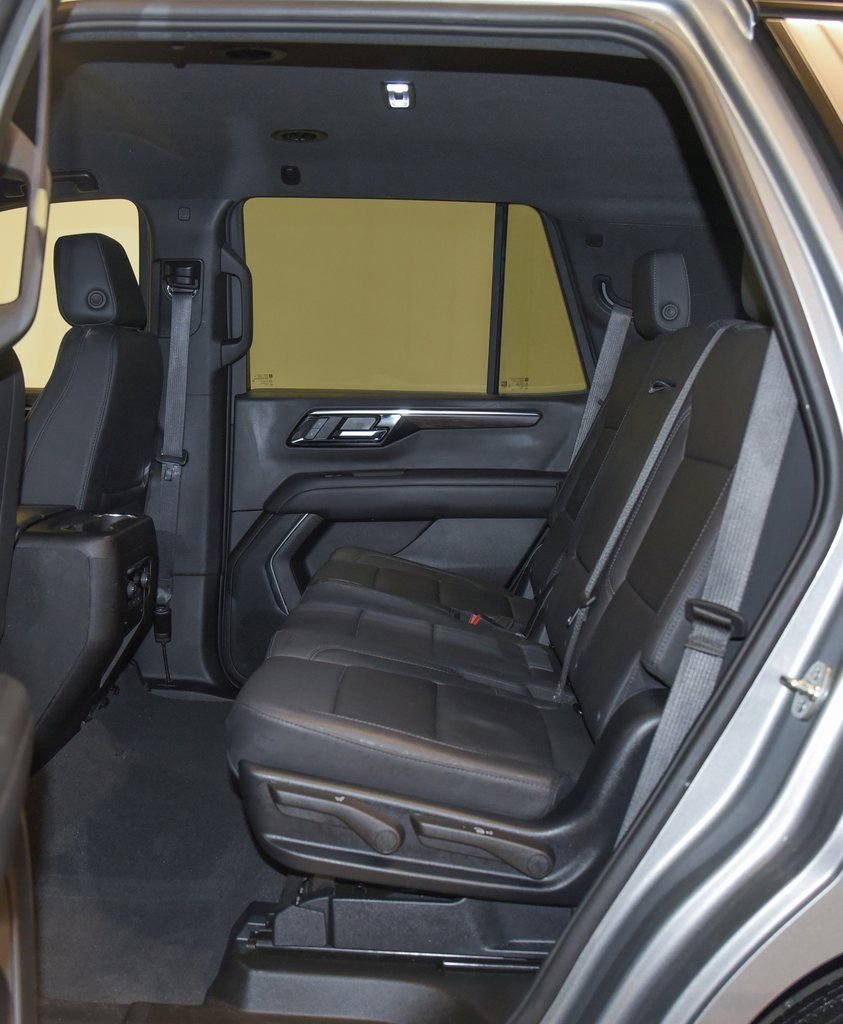 Used 2025 Chevrolet Tahoe LT image 10