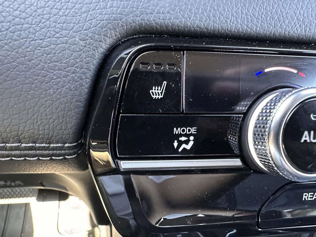 Used 2025 Honda Pilot EX-L image 26