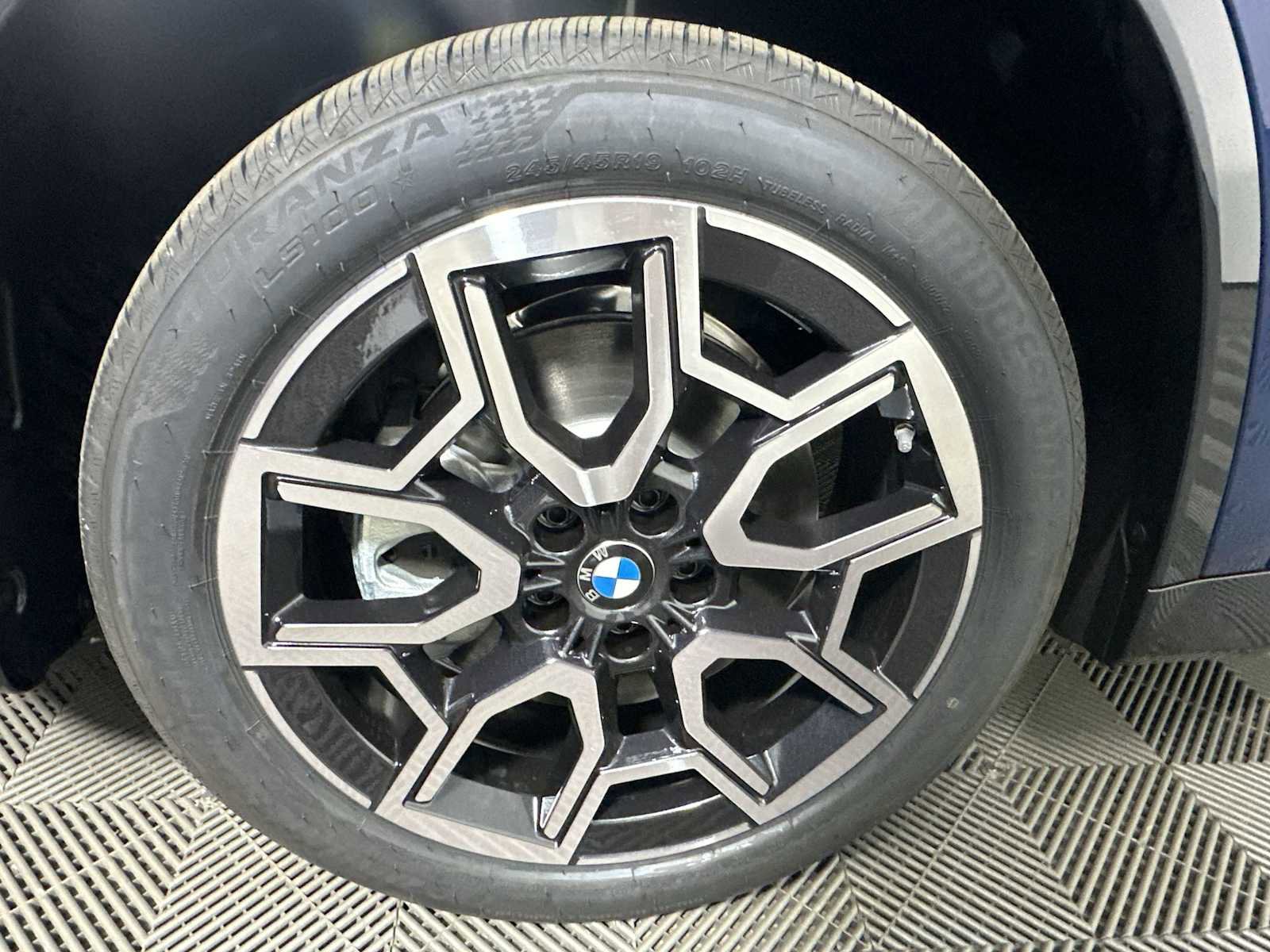 New 2026 BMW X1 xDrive28i w/ Convenience Package image 10