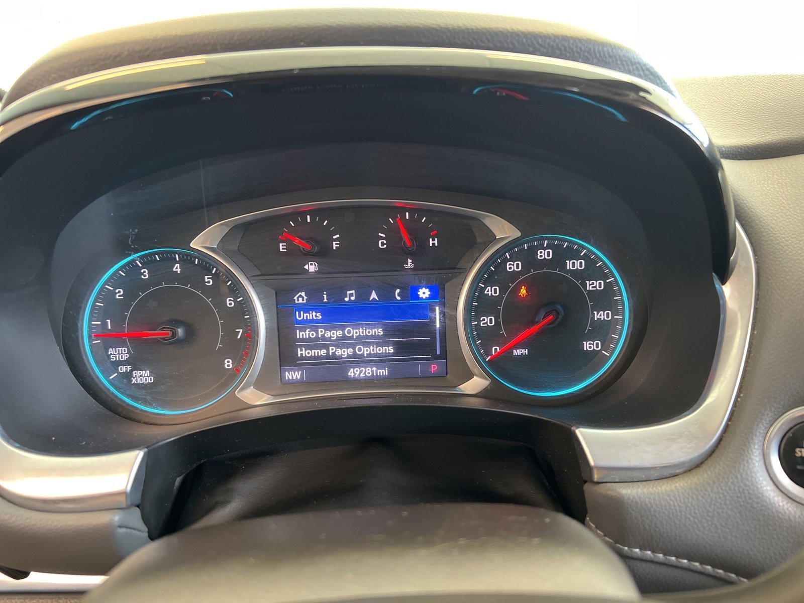 Used 2021 Chevrolet Traverse LT image 14