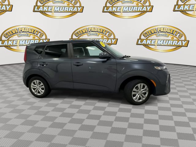 Used 2021 Kia Soul LX FWD image 4