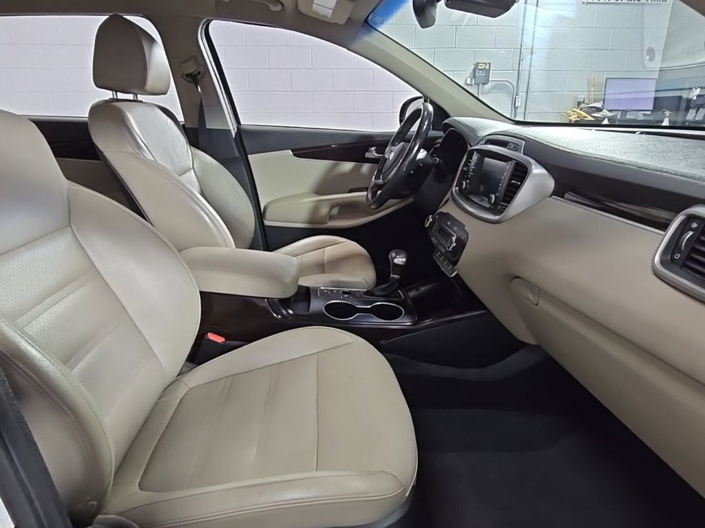Used 2019 Kia Sorento EX AWD/4WD image 33