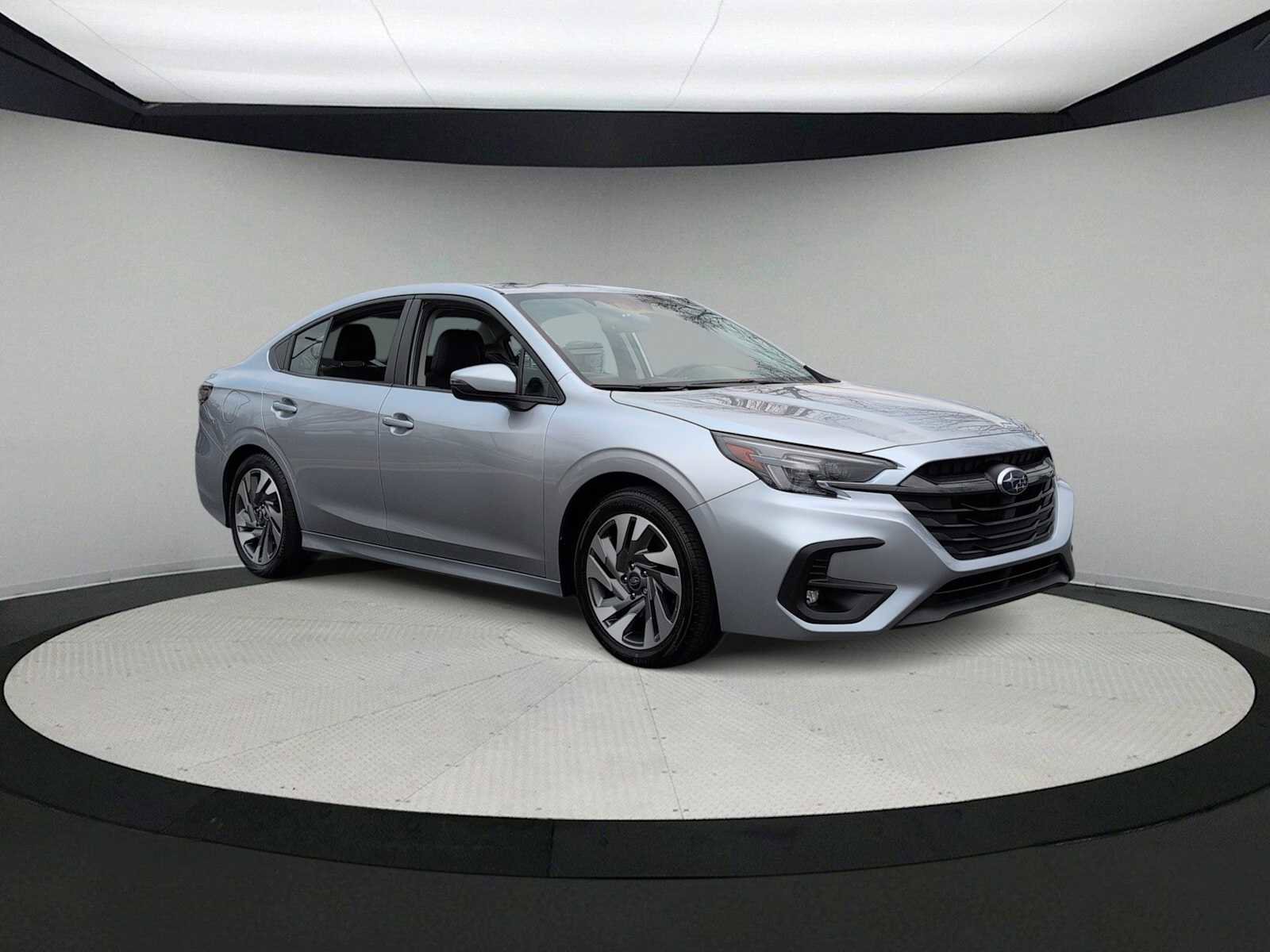 Used 2024 Subaru Legacy Limited image 2