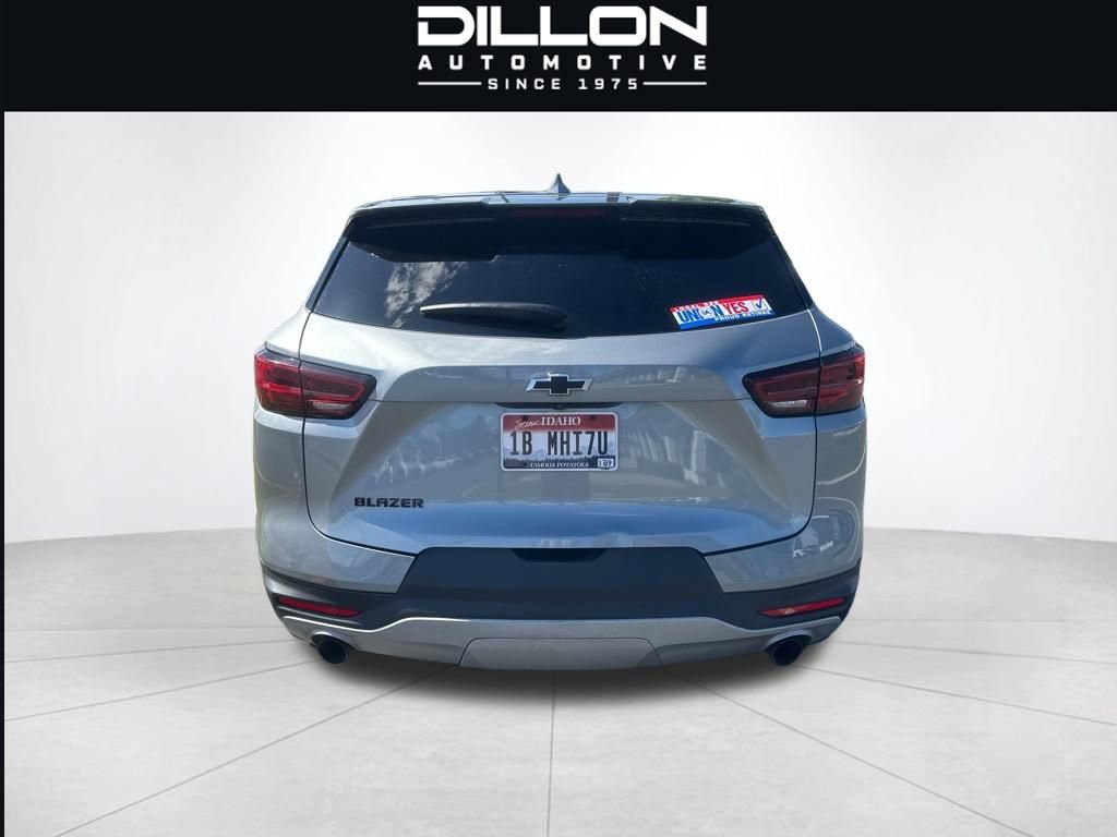Used 2023 Chevrolet Blazer LT FWD image 7