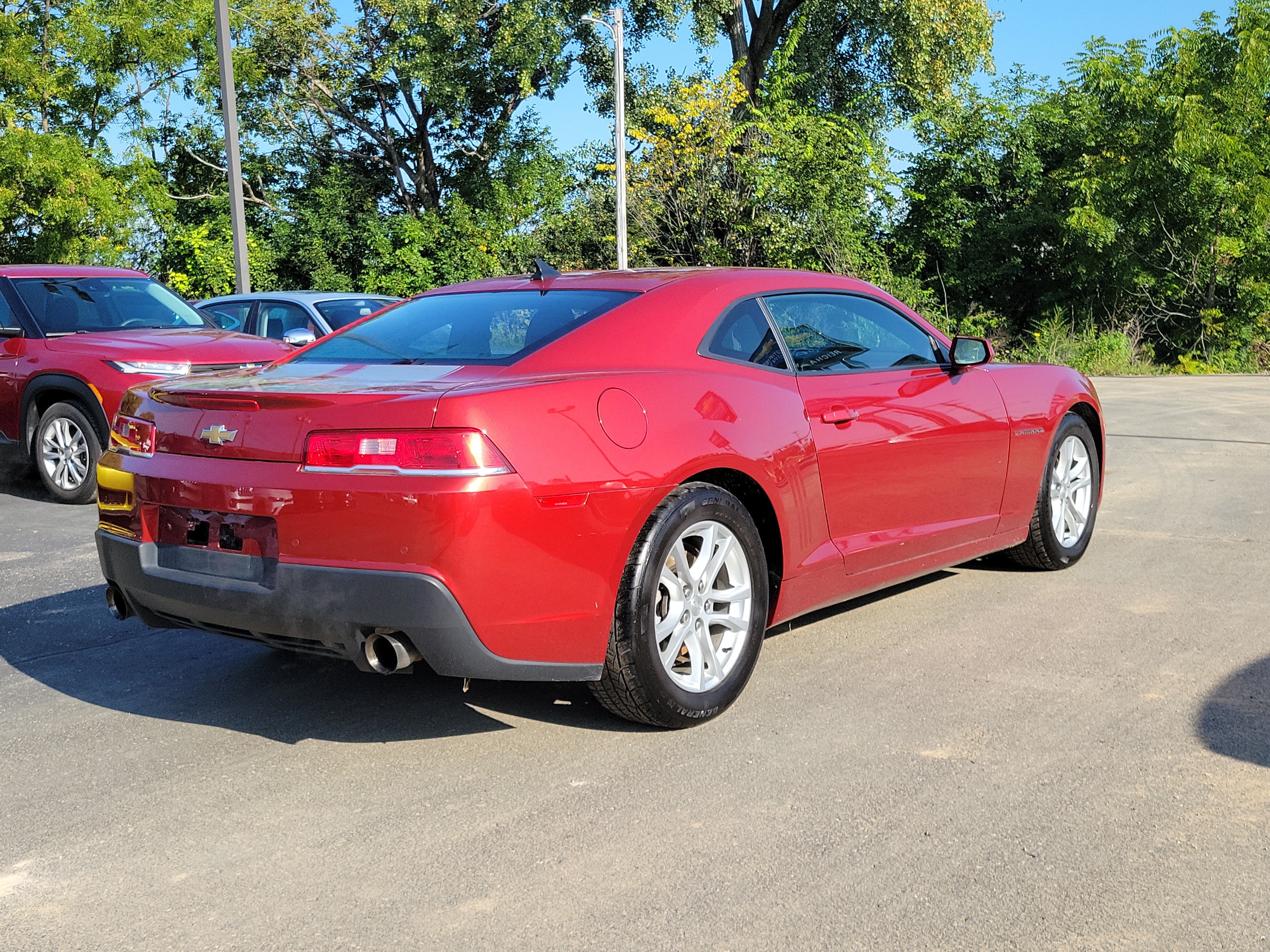 Used 2014 Chevrolet Camaro LT w/ Rear Vision Package RWD image 4