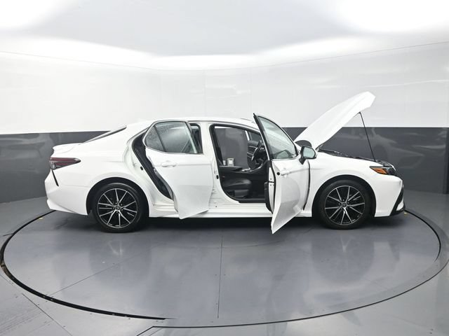 Certified 2024 Toyota Camry SE FWD image 45