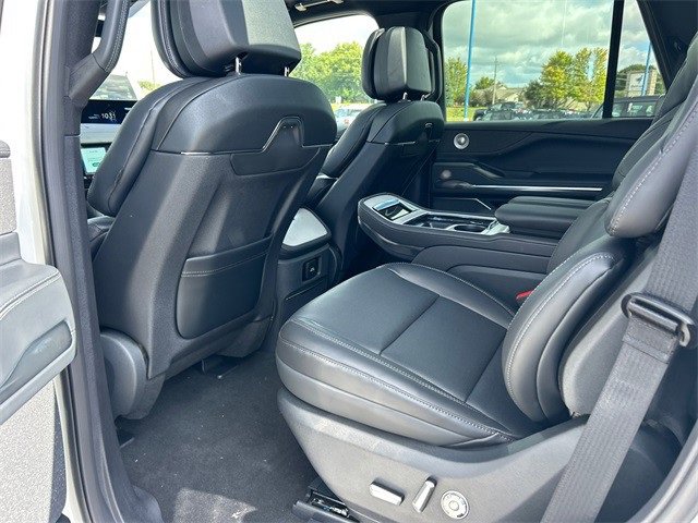 New 2025 Lincoln Navigator Reserve w/ Jet Appearance Package image 23