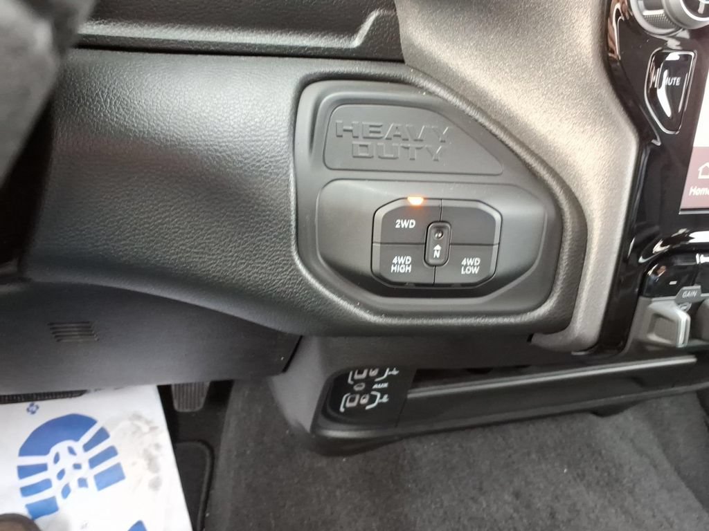 New 2026 RAM 2500 Tradesman AWD/4WD image 14