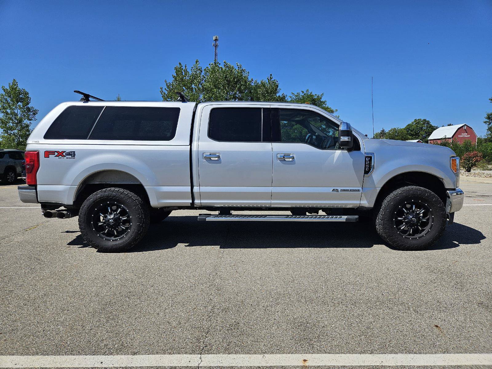Used 2017 Ford F250 Lariat w/ Lariat Ultimate Package AWD/4WD image 8