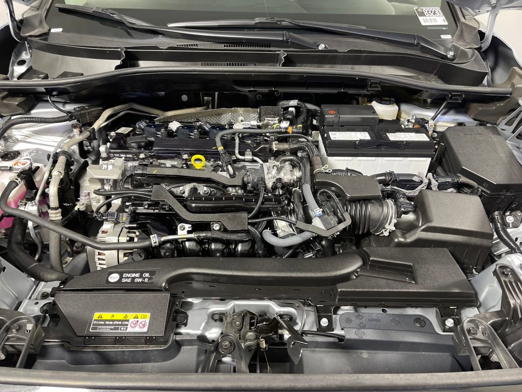 Certified 2025 Toyota Corolla Cross LE image 9