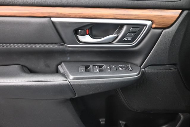Used 2020 Honda CR-V Touring image 25